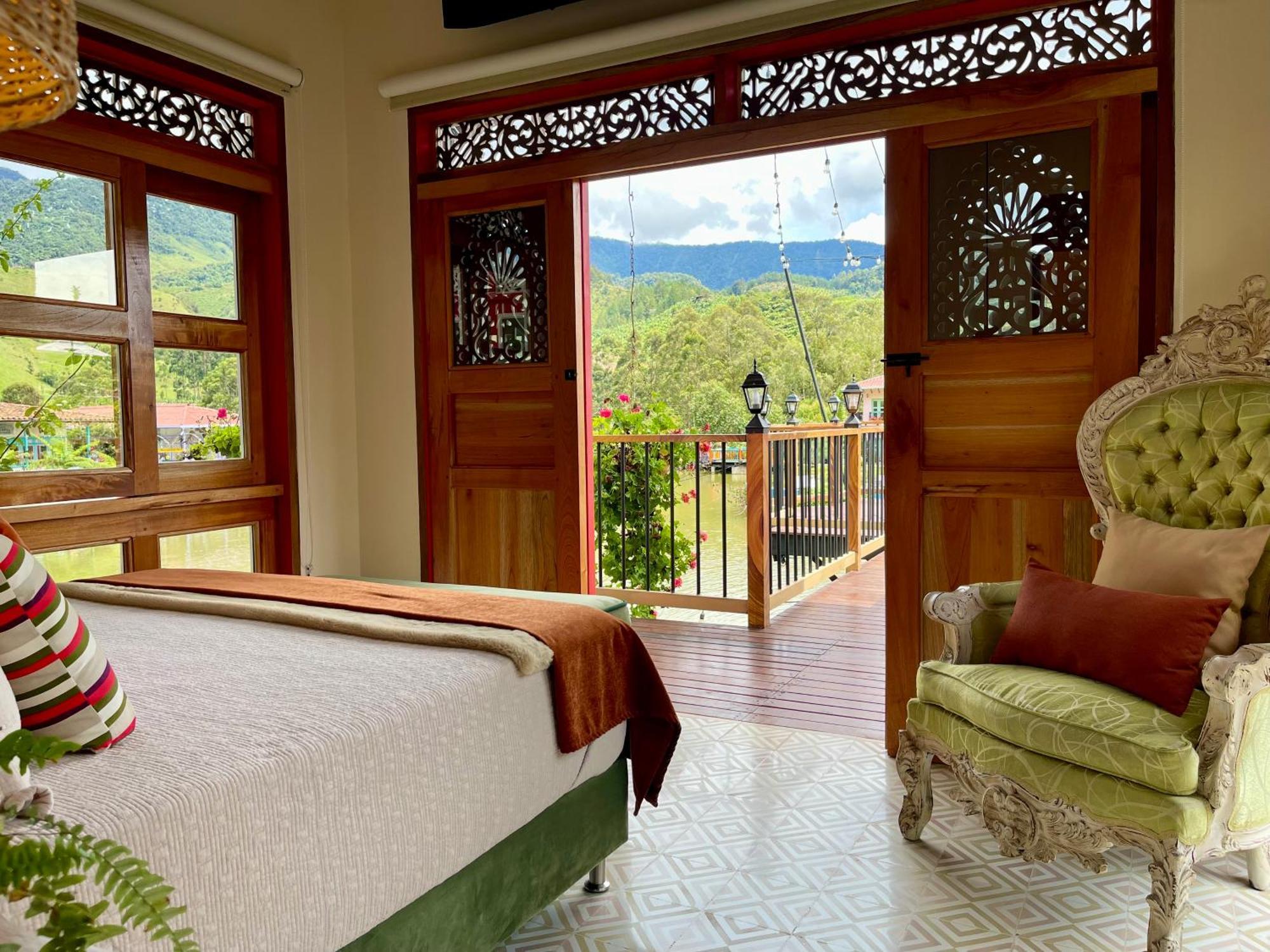 Hotel Lago Valdivia Jardín Kültér fotó