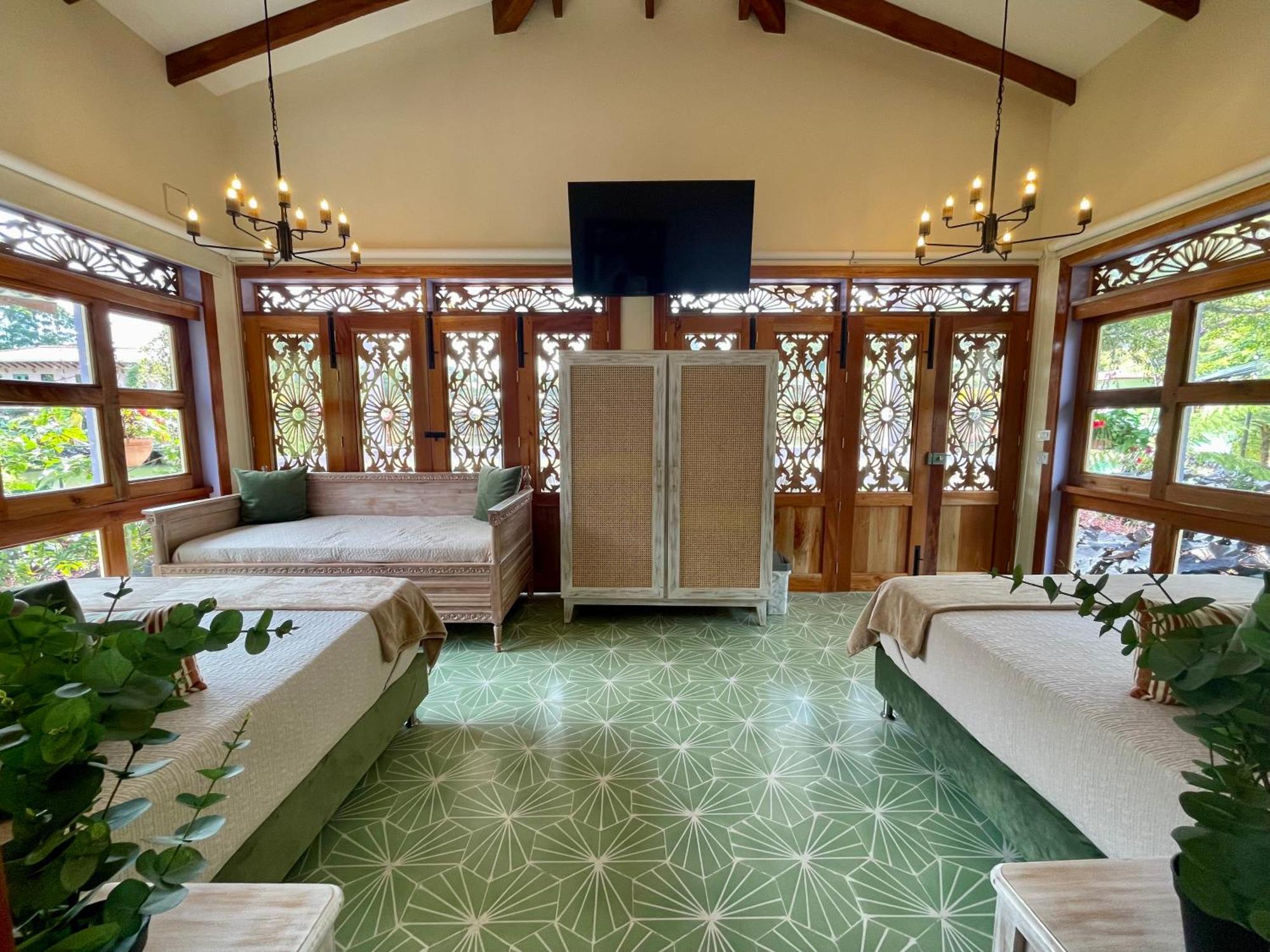 Hotel Lago Valdivia Jardín Kültér fotó