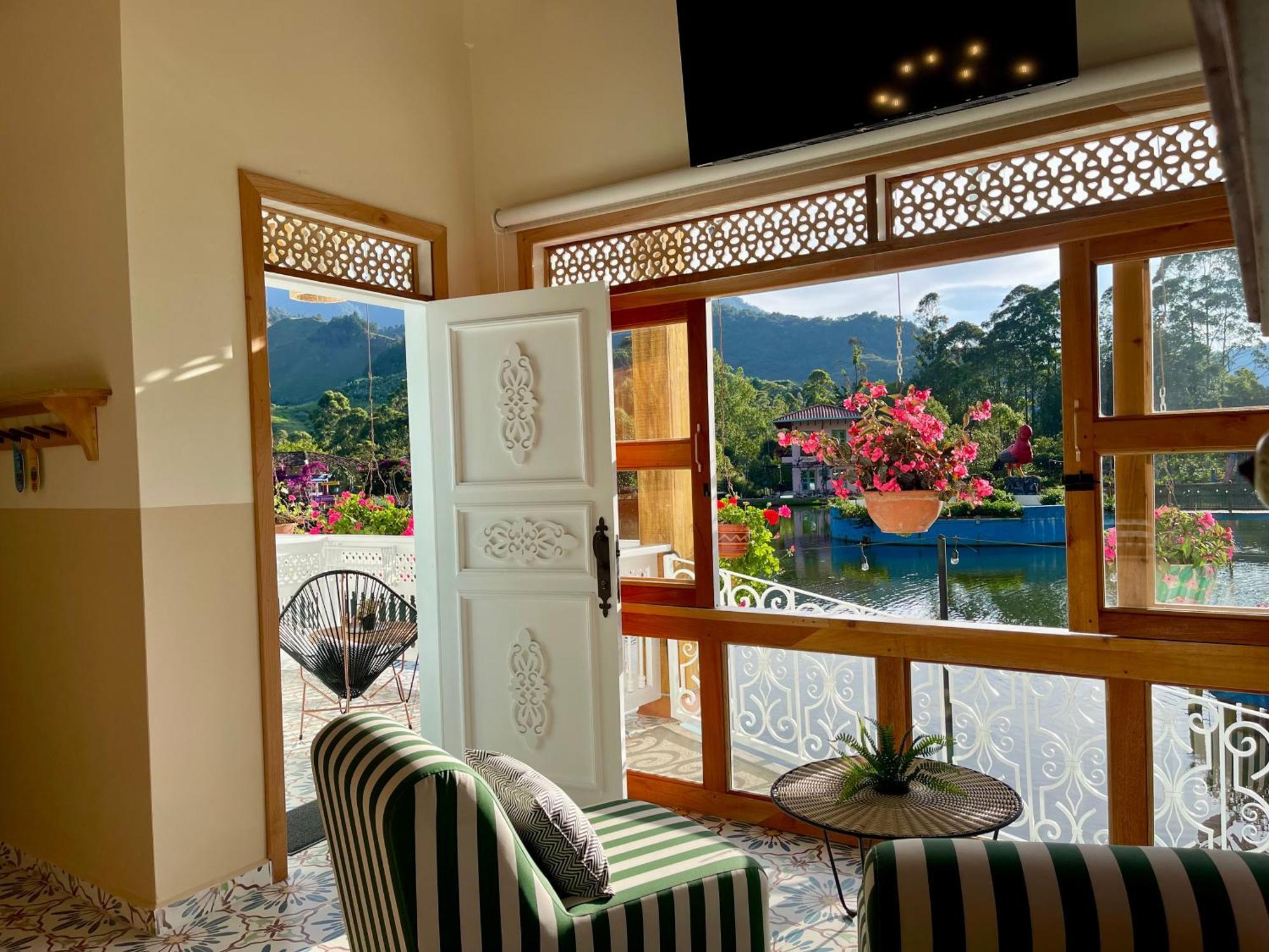 Hotel Lago Valdivia Jardín Kültér fotó